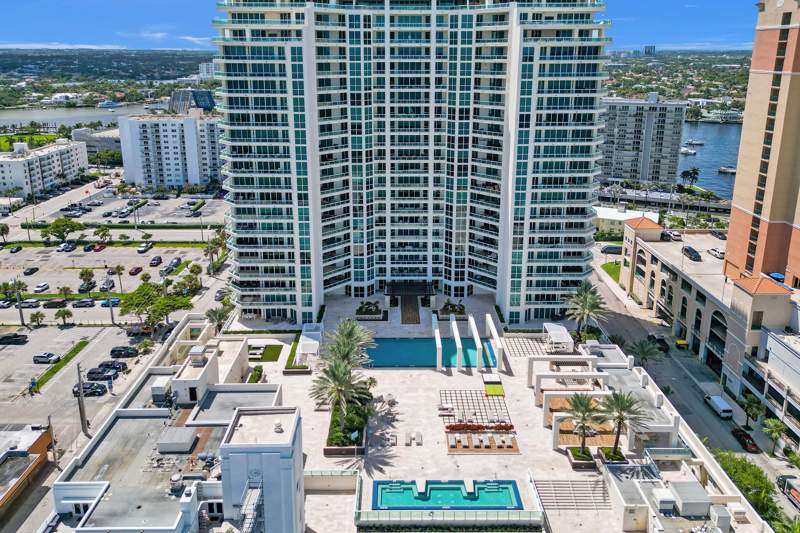 2 bedroom Condominium at 101 S Fort Lauderdale Beach Boulevard #1107, Las Olas Beach Club Condo, Fort Lauderdale — photo 3