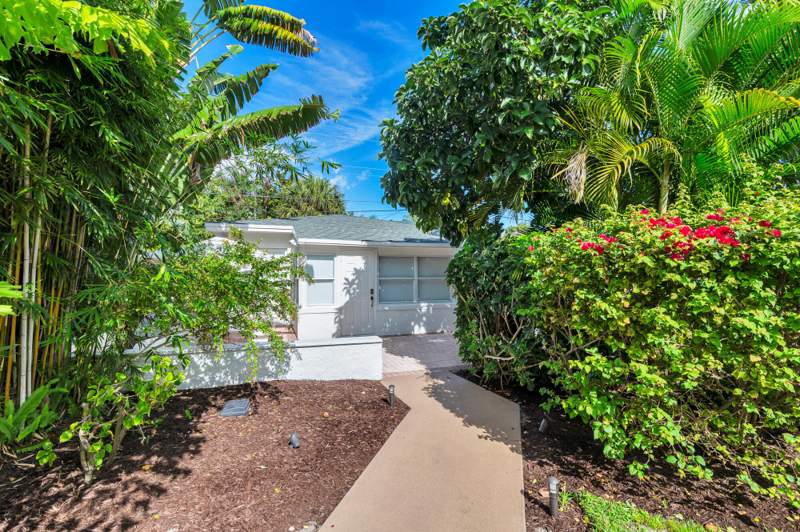 2 bedroom Single Family Residence at 439 28th Street, Northwood Add, West Palm Beach — photo 4