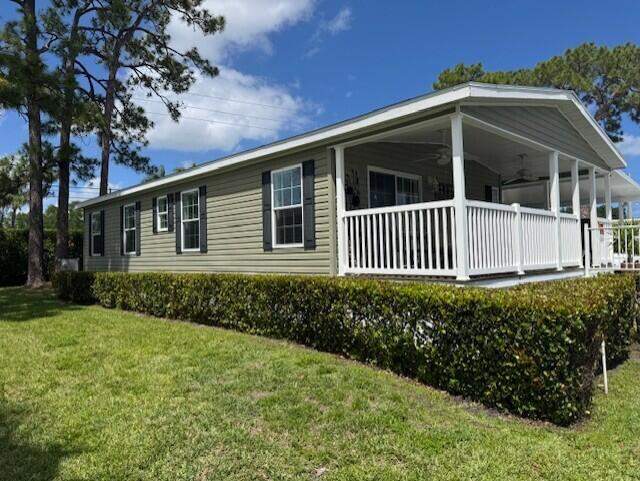 2 bedroom Manufactured Home at 4209 Royal Manor Boulevard #136, Sea Meadows, Boynton Beach — photo 2