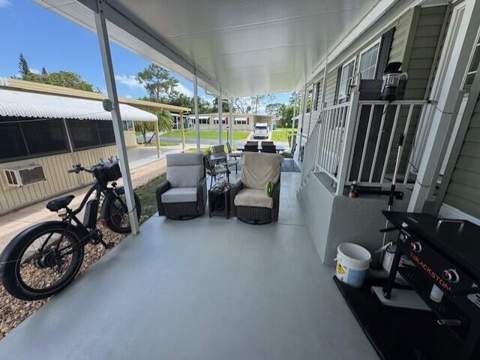 4209 Royal Manor Boulevard #136, Boynton Beach FL - photo 7 of 38