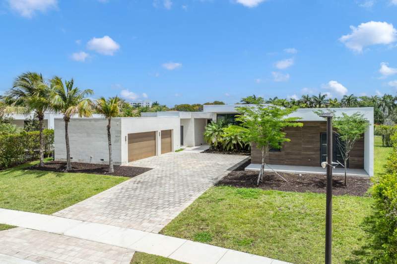 6 bedroom Single Family Residence at 16539 N Botaniko Dr Drive, Weston Estates, Weston — photo 2