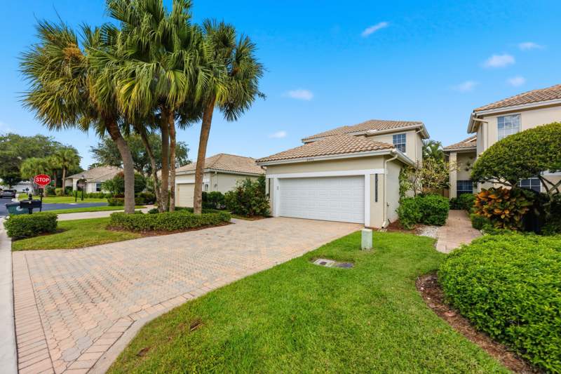 4 bedroom Single Family Residence at 2495 NW 66th Drive, Banyans Of Arvida Country Club, Boca Raton — photo 5