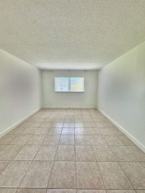 202 SE 10th Street #105, Dania Beach FL - photo 14 of 22
