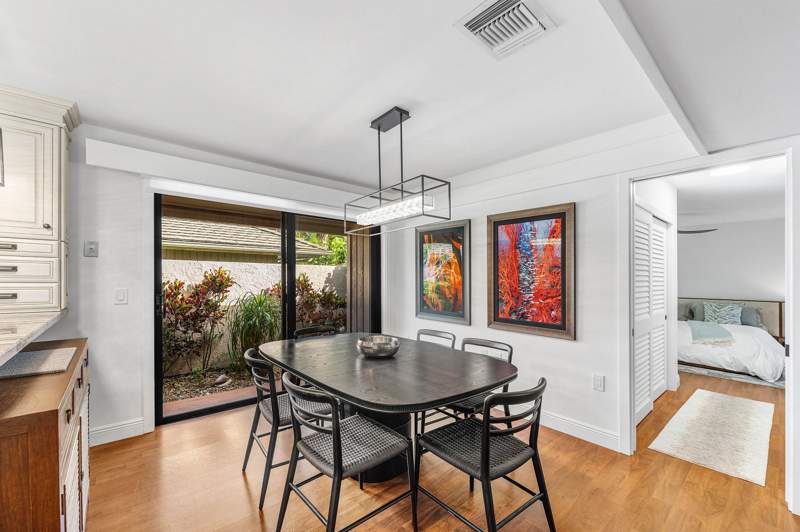 2 bedroom Condominium at 7077 Rain Forest Drive, Plantation Colony, Boca Raton — photo 3