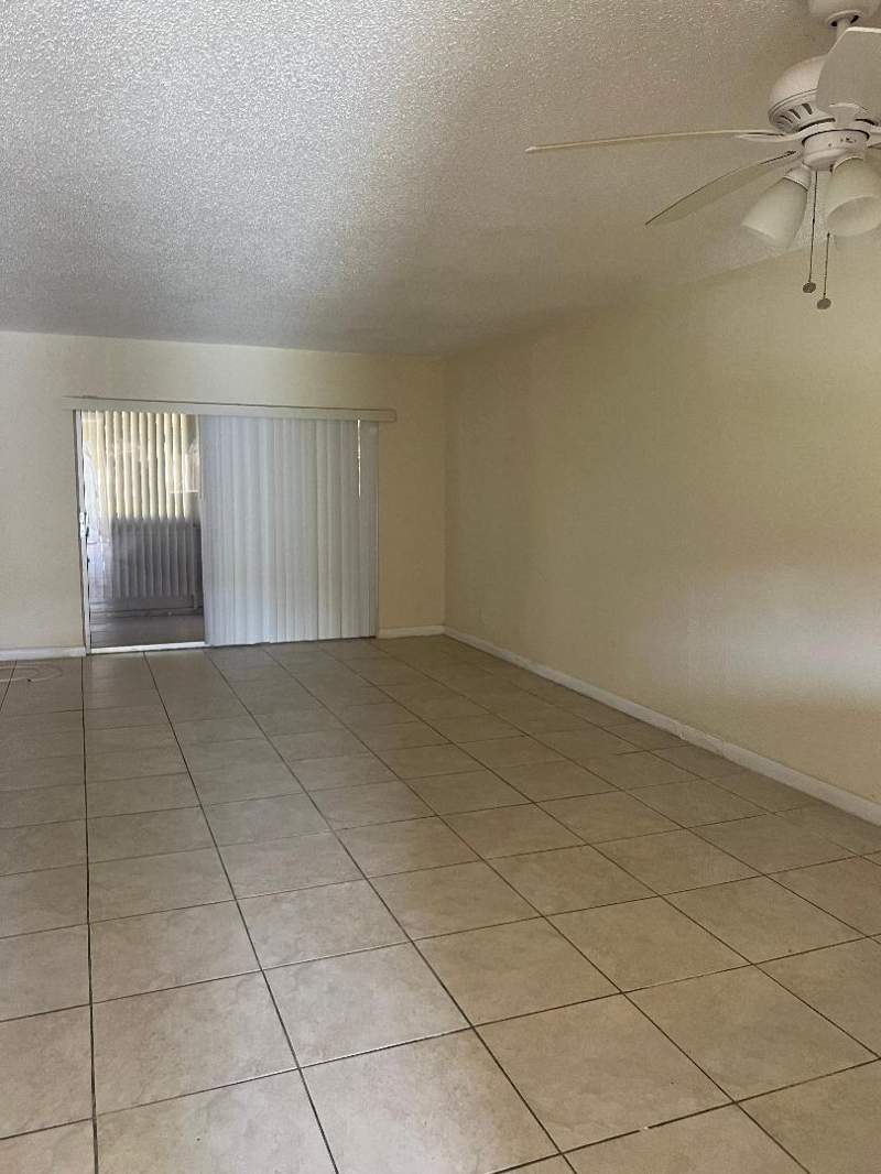 2 bedroom Condominium at 603 S State Road 7 #1c, Applegreen Condo Apts 1, Margate — photo 2
