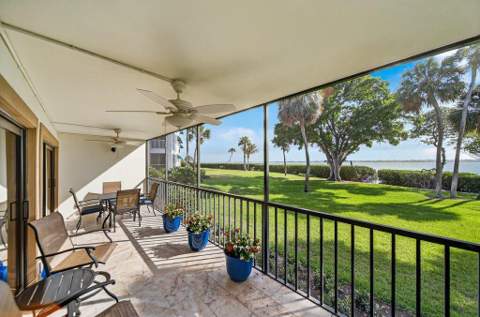 218 NE Edgewater Drive #218, Hutchinson Island FL - photo 14 of 44
