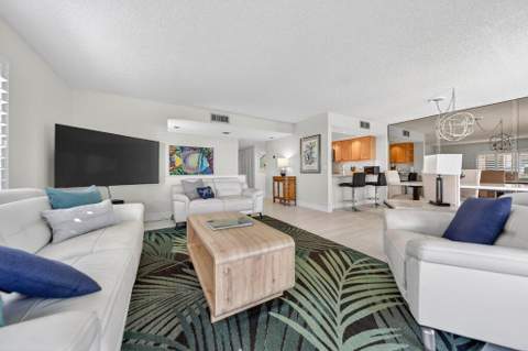 218 NE Edgewater Drive #218, Hutchinson Island FL - photo 22 of 44