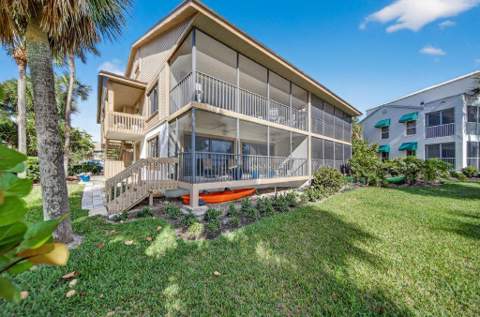 218 NE Edgewater Drive #218, Hutchinson Island FL - photo 20 of 44