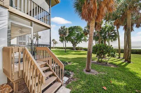 218 NE Edgewater Drive #218, Hutchinson Island FL - photo 16 of 44