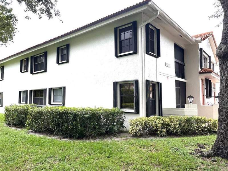 2 bedroom Condominium at 9807 Pavarotti Terrace ##201, Sun Valley East Condo, Boynton Beach — photo 2