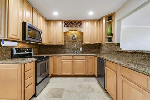 19049 SE Robert Drive, Jupiter FL - photo 9 of 49
