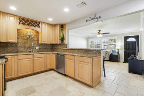 19049 SE Robert Drive, Jupiter FL - photo 8 of 49