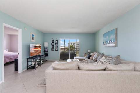 2731 NE 14th Street Causeway #Apt 612, Pompano Beach FL - photo 11 of 56