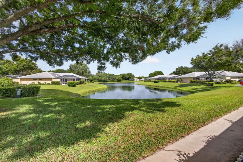 2 bedroom Townhouse at 1504 Springdale Court, Lake Catherine, Palm Beach Gardens — photo 3
