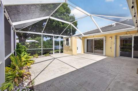 1504 Springdale Court, Palm Beach Gardens FL - photo 8 of 61