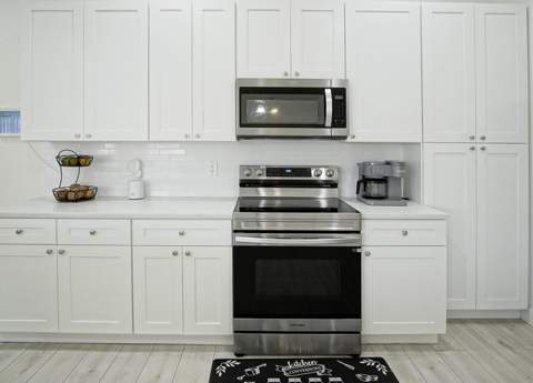 719 SW Andrew Road, Port St. Lucie FL - photo 6 of 33