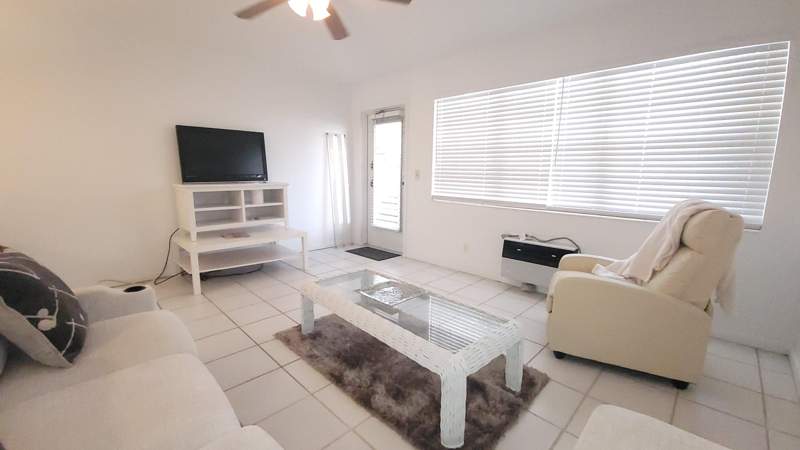 1 bedroom Condominium at 319 Chatham P, Chatham Condos, West Palm Beach — photo 3