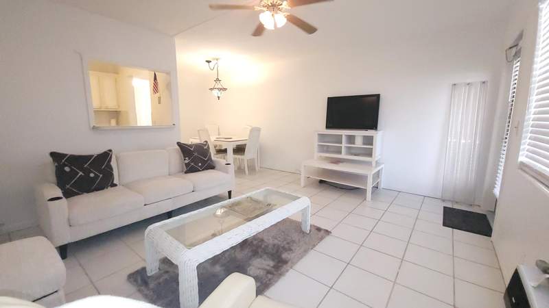 1 bedroom Condominium at 319 Chatham P, Chatham Condos, West Palm Beach — photo 4