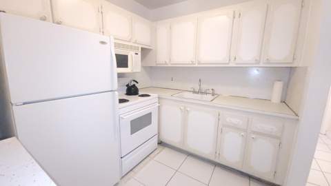 319 Chatham P, West Palm Beach FL - photo 7 of 41
