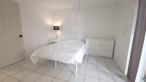 319 Chatham P, West Palm Beach FL - photo 12 of 41