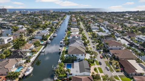 2641 NE 48th Street, Lighthouse Point FL - photo 11 of 89