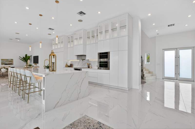 6 bedroom Single Family Residence at 2641 NE 48th Street, Coral Key Villas, Lighthouse Point — photo 5