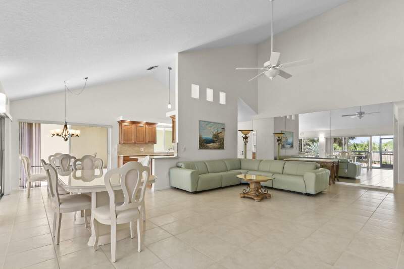 3 bedroom Single Family Residence at 327 Ridge Road, Ridge At The Bluffs, Jupiter — photo 4