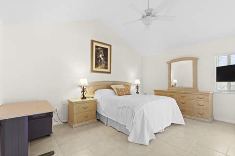 327 Ridge Road, Jupiter FL - photo 14 of 55