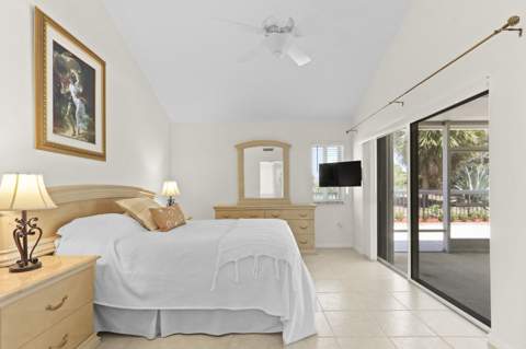327 Ridge Road, Jupiter FL - photo 15 of 55