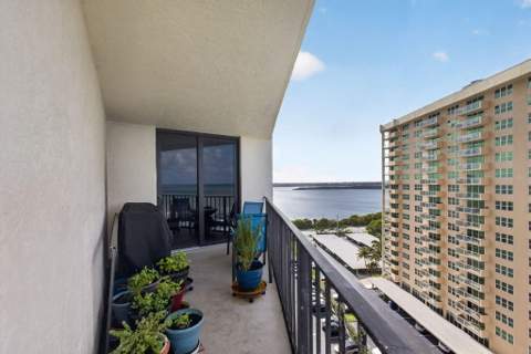 5420 N Ocean Drive #1201, Singer Island FL - photo 15 of 56