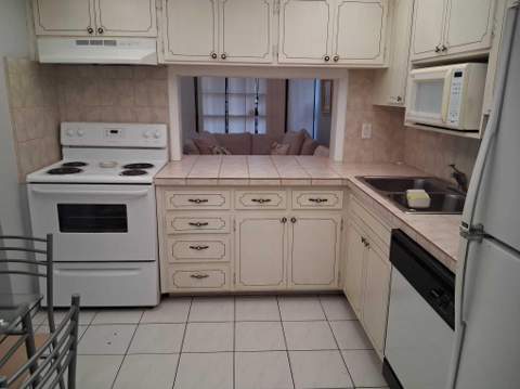 329 SE 3rd Street #302s, Hallandale Beach FL - photo 21 of 23