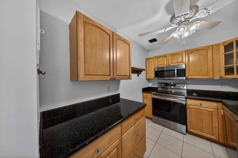 6521 Bay Club Drive #6521-2, Fort Lauderdale FL - photo 10 of 35