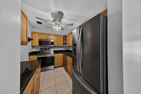 6521 Bay Club Drive #6521-2, Fort Lauderdale FL - photo 11 of 35