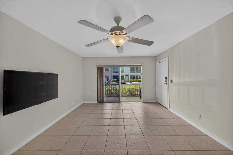 1 bedroom Condominium at 6521 Bay Club Drive #6521-2, Bay Colony Club, Fort Lauderdale — photo 3