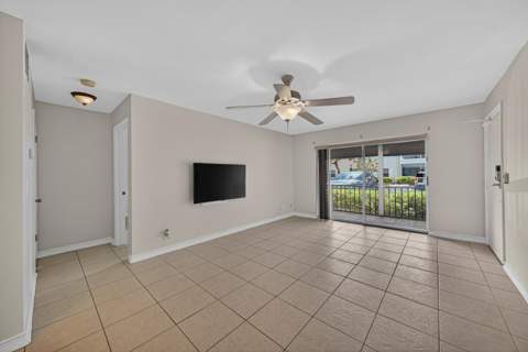 6521 Bay Club Drive #6521-2, Fort Lauderdale FL - photo 6 of 35
