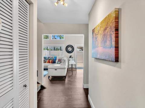 3432 NE 16th Avenue, Oakland Park FL - photo 8 of 71