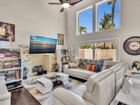 3432 NE 16th Avenue, Oakland Park FL - photo 12 of 71