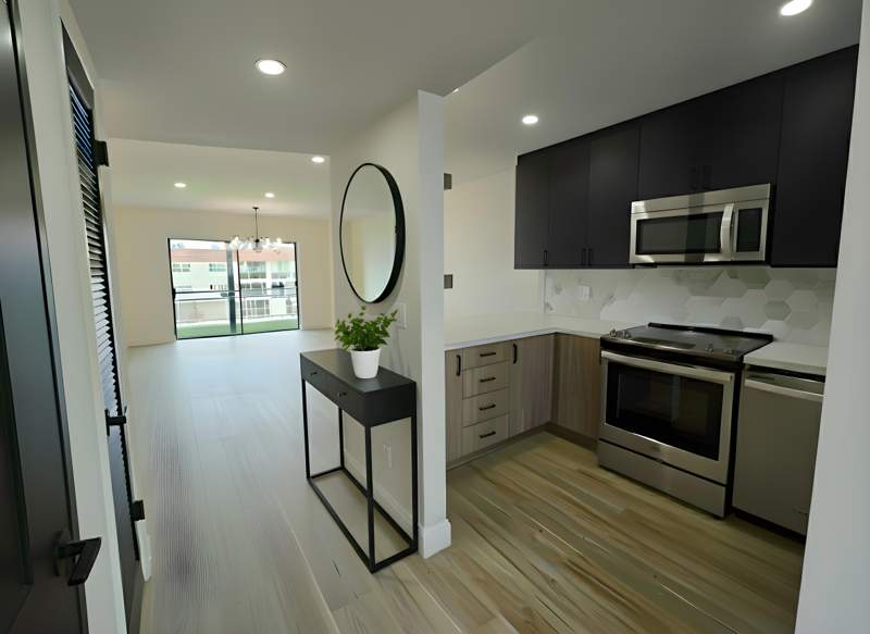 2 bedroom Condominium at 3001 Sunrise Lakes Drive #303, Sunrise Lakes 19 Condo, Sunrise — photo 4