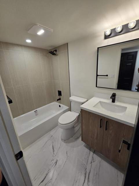 3001 Sunrise Lakes Drive #303, Sunrise FL - photo 11 of 35