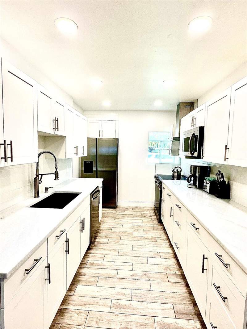 3 bedroom Single Family Residence at 1742 NE 7th Street, Victoria Park Corr Amen Plat, Fort Lauderdale — photo 4