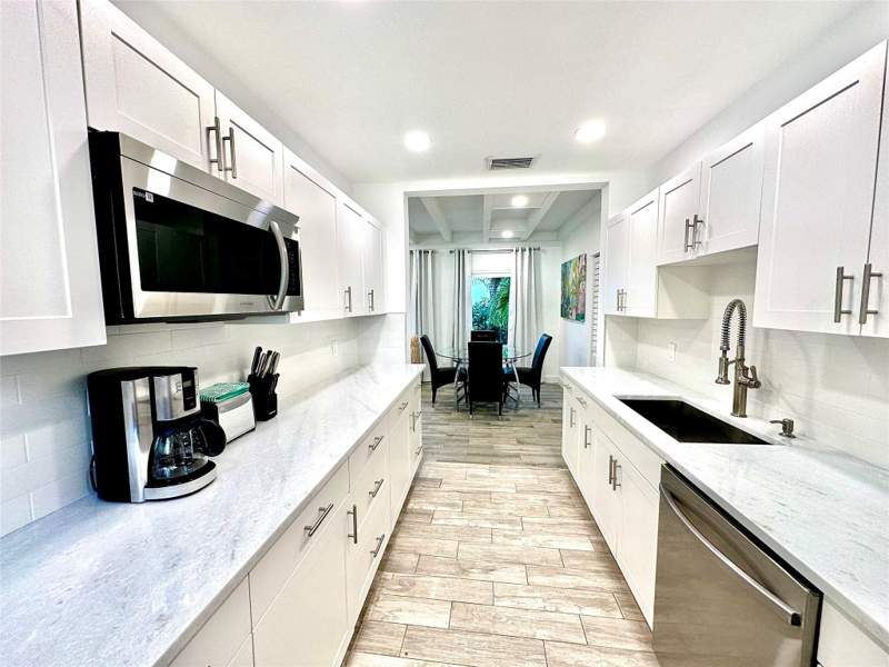 3 bedroom Single Family Residence at 1742 NE 7th Street, Victoria Park Corr Amen Plat, Fort Lauderdale — photo 5