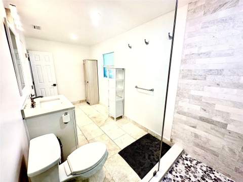 1742 NE 7th Street, Fort Lauderdale FL - photo 13 of 33