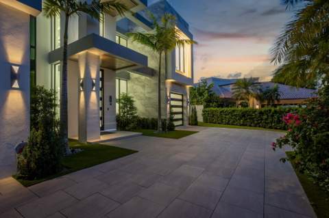 749 Bamboo Drive, Boca Raton FL - photo 11 of 102