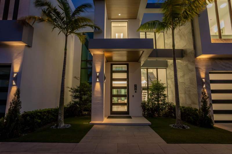 6 bedroom Single Family Residence at 749 Bamboo Drive, Sun And Surf Club Community, Boca Raton — photo 5