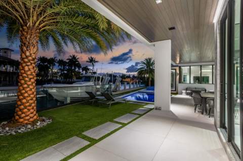 749 Bamboo Drive, Boca Raton FL - photo 18 of 102