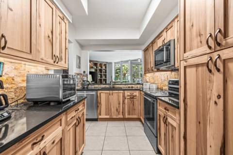500 SE Mizner Boulevard #A209, Boca Raton FL - photo 8 of 78