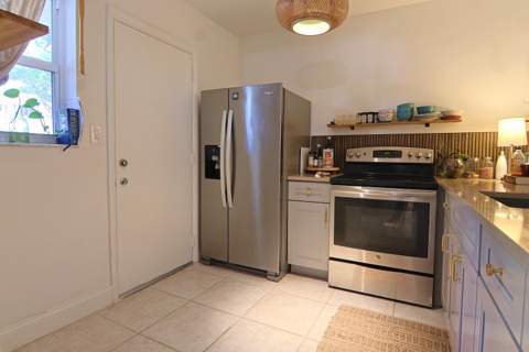 1000 NE 12th Avenue #106, Hallandale Beach FL - photo 18 of 30