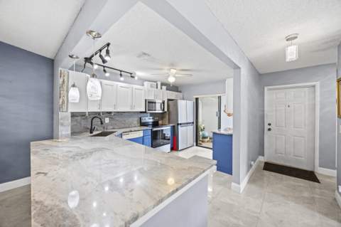 2640 Gately Drive #1601, West Palm Beach FL - photo 9 of 54