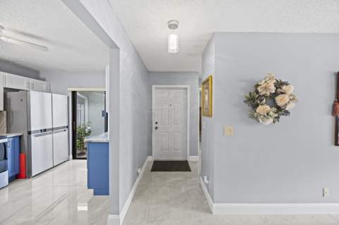2640 Gately Drive #1601, West Palm Beach FL - photo 8 of 54
