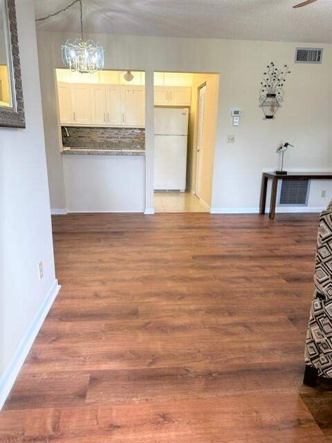 441 Pine Glen Lane #D-2, Greenacres FL - photo 7 of 37